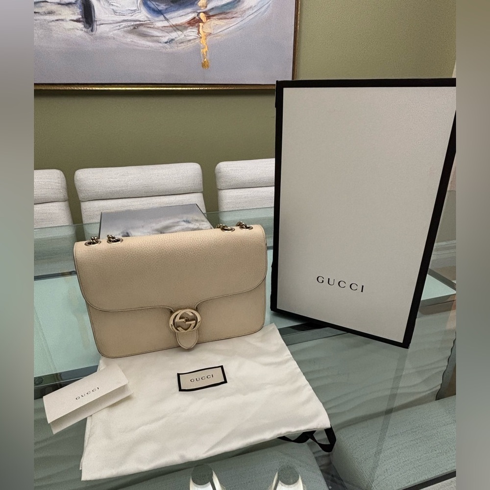 Authentic Gucci Beige Leather Shoulder Bag-Retails $2995